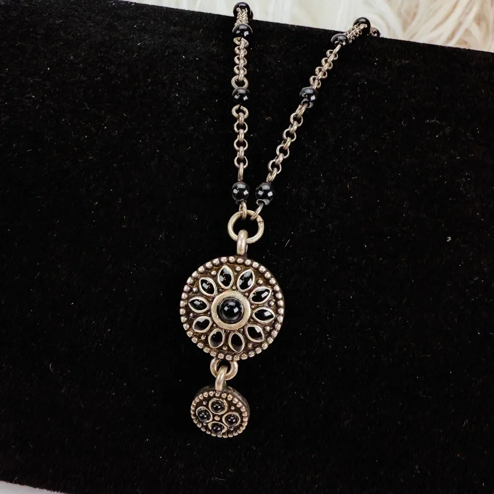 Vintage Black and brasstone Pendant Necklace